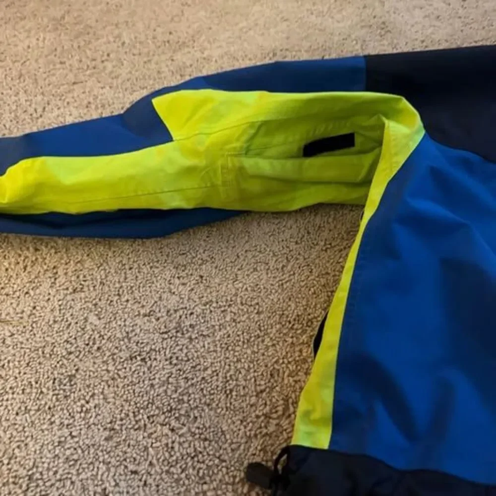 Y2K Nike ACG Men's Jacket Outer Layer 3 Storm Fit -Small
